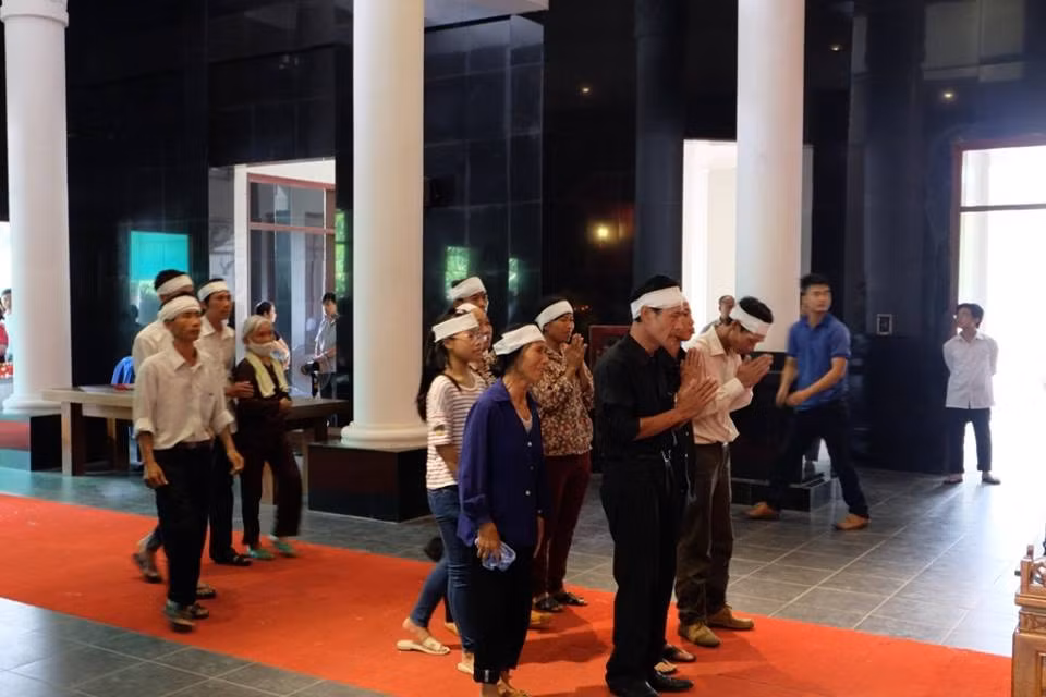 Quan long dam tang tap the 5 nguoi chet chay o Ha Noi-Hinh-7