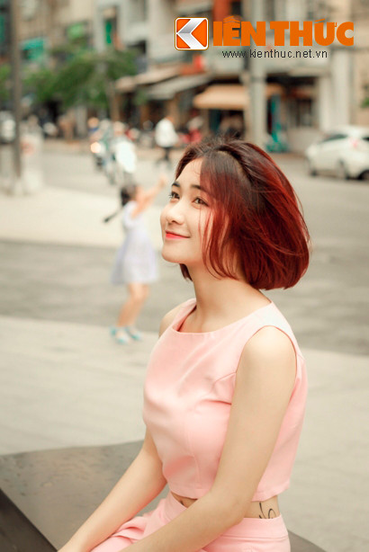 Năm 2014, Hòa Minzy đã thay đổi phong cách khi tham gia và giành giải Quán quân Học viện Ngôi sao. Từ thành công này, Hòa Minzy bắt đầu theo đuổi niềm đam mê ca hát và từng bước khẳng định tên tuổi Hòa Minzy trong giới showbiz Việt.