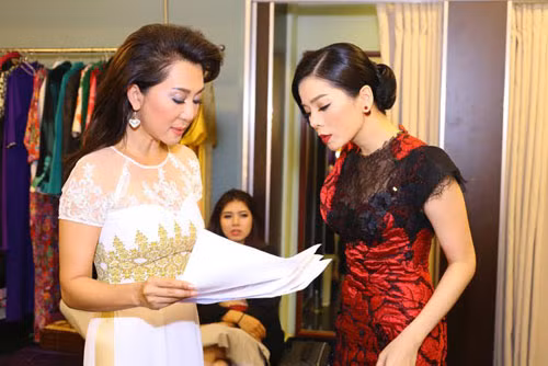 Khan gia rung tim khi nghe Manh Quynh hat-Hinh-5