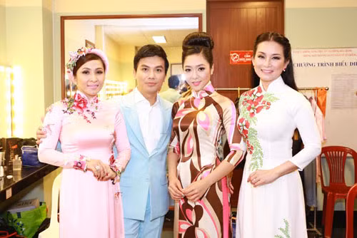 Khan gia rung tim khi nghe Manh Quynh hat-Hinh-2