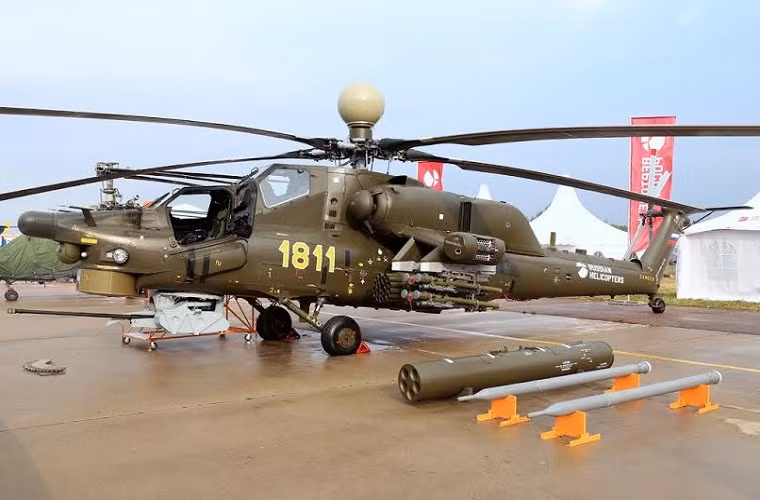 Với các tính năng vượt trội của mình Mi-28 không chỉ dành được sự quan tâm từ Không quân Nga và không quân một số quốc gia khác trên thế giới. Và nó đã được Nga xuất khẩu cho một số quốc gia như Iraq, Algeria, Venezuela và Kenya.