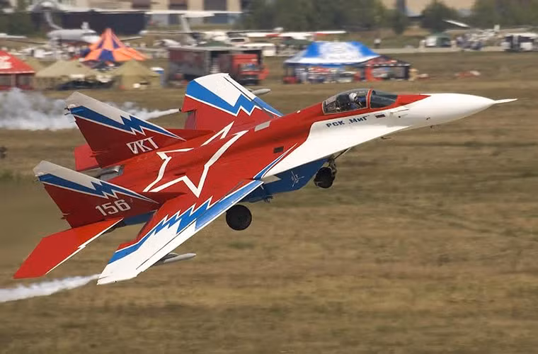 Cận cảnh một chiếc MiG-29 thuộc phi đội “Chim Én” của Không quân Nga.