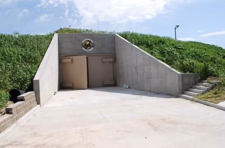 Sự chuyển đổi sử dụng đặc biệt này đang diễn ra tại một vài giếng phóng tên lửa đạn đạo bố trí ở thành phố Kansas, Mỹ.