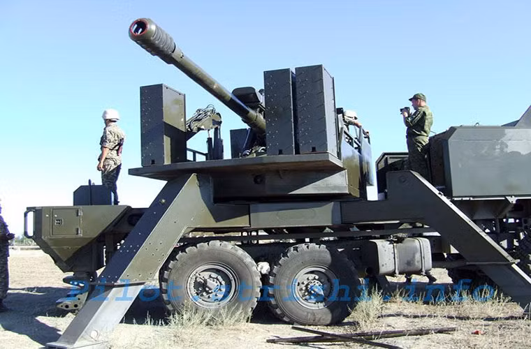 Pháo tự hành Semser cũng được Soltam trang bị hệ thống điều khiển hỏa lực tích hợp toàn bộ hệ thống này được đặt trên khung gầm xe tải đặc chủng KamAZ-6350 8x8. Tuy nhiên trong quá trình đưa vào trang bị Semser lại bị Quân đội Kazakhstan đánh giá là hoạt động kém hiệu quả so với các nguyên mẫu ban đầu.
