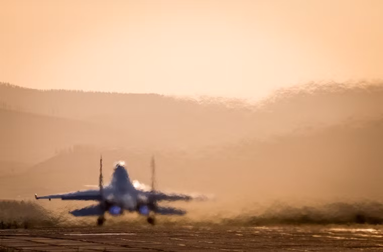 Thời tiết ở Domna khá khắc nghiệt có thể tới -40 độ khi vào mùa đông và tới 40 độ khi vào mùa hè.