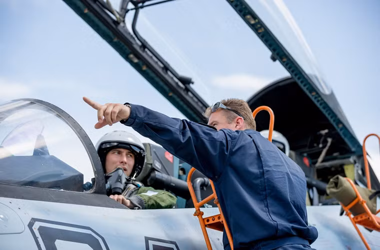 Các phi công lái máy bay chiến đấu của Nga chỉ có một năm để được học huấn luyện chuyển loại sử dụng các loại máy bay chiến đấu thế hệ mới.