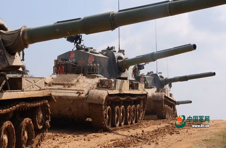 Có ít người biết rằng, Type 89 được Quân đội Trung Quốc đưa vào trang bị từ năm 1989 và nó được thiết kế để có thể đánh bại mọi xe tăng chiến đấu chủ lực của Phương Tây và Nga lúc đó kể cả khi chúng được trang bị giáp phản ứng nổ.