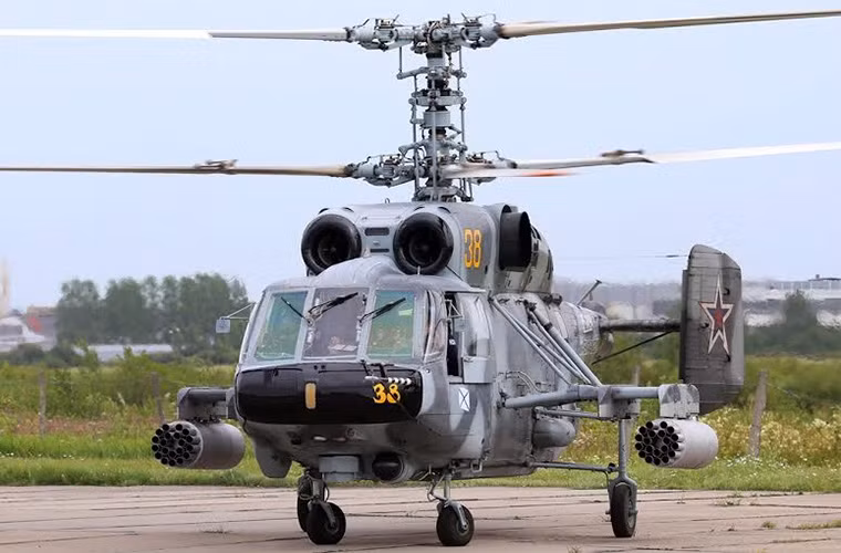 Bên cạnh khả năng vận tải Ka-29 còn có thể được sử dụng như một mẫu trực thăng vũ trang.