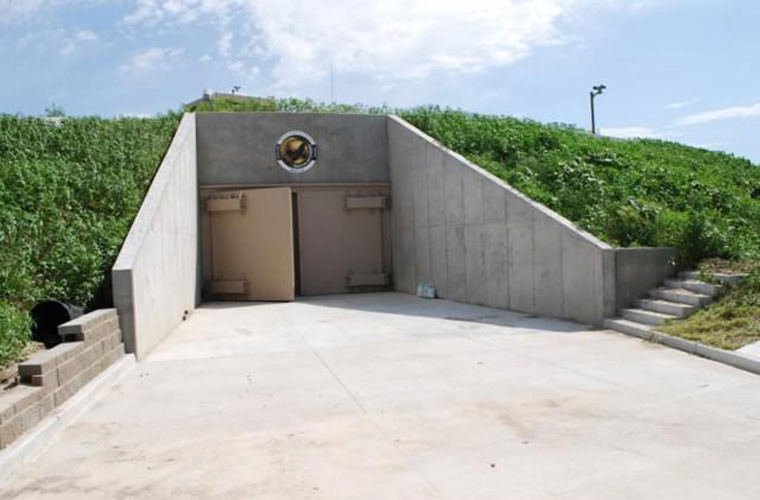 Sự chuyển đổi sử dụng đặc biệt nói trên từng diễn ra tại một vài giếng phóng tên lửa đạn đạo bố trí ở Kansas, Mỹ.