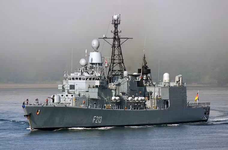 Sứ mệnh quân sự này của Quân đội Đức dự kiến sẽ kéo dài ít nhất khoảng 12 tháng tuy nhiên các hoạt động trên chỉ sẽ thực sự được khởi động vào đầu năm 2016.