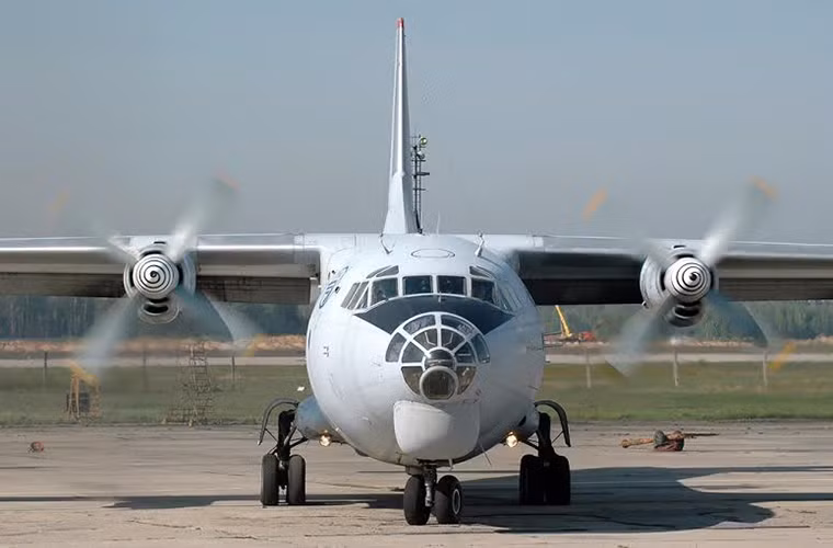 Tính cho tới thời điểm hiện tại, Quân đội Nga đã gần như ngưng hoạt động hoàn toàn các phi đội An-12 trong biên chế và thay thế chúng bằng các dòng máy bay vận tải quân sự khác hiện đại hơn. Hiện chỉ còn Trung Quốc là sử dụng số lượng lớn An-12 với tên gọi Y-8 - "sao chép" hoàn toàn thiết kế An-12.