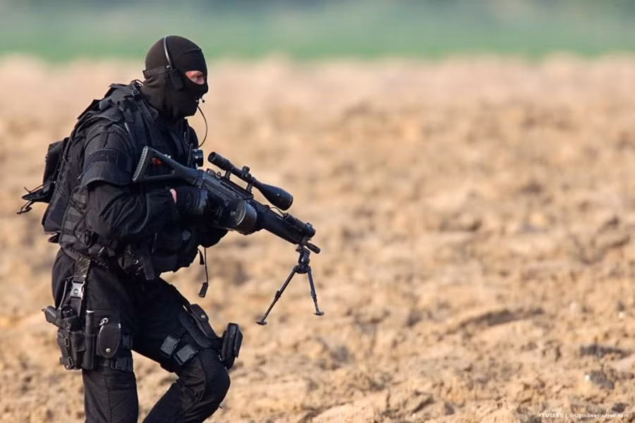 Trong tháng 3/2012, một lính bắn tỉa của RAID đã tiêu diệt Mohammed Merah, chủ mưu vụ xả súng vào binh lính Pháp Toulouse và Montauban khi tên này cố chạy trốn sự truy đuổi của cảnh sát.