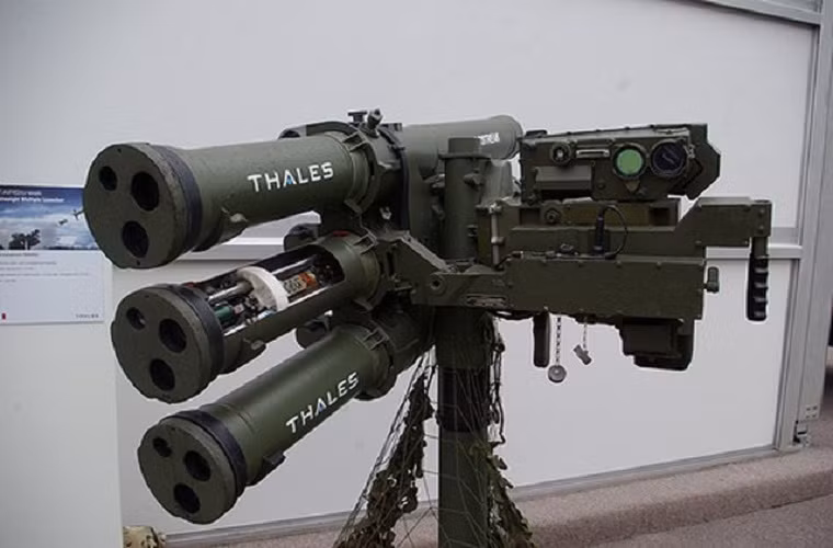 Cận cảnh hệ thống tên lửa phòng không vác vai Starstreak của hãng Thales.
