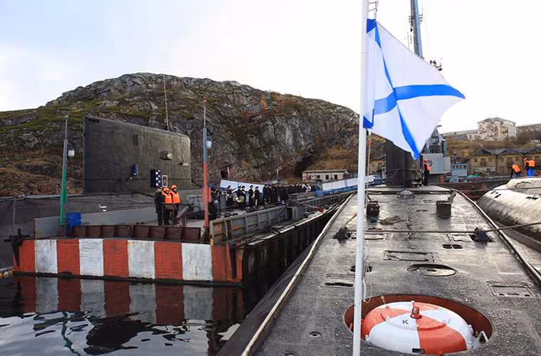 Các tàu ngầm này sẽ thay phiên nhau thực hiện nhiệm vụ tuần tra trên biển và chúng ít khi xuất hiện đầy đủ tại căn cứ hải quân ở Polyarny.