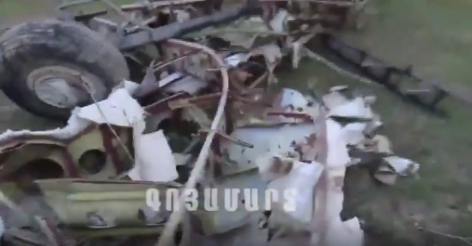 Theo các trang tin địa phương, phương tiện chiến đấu của Azerbaijan đã bị bắn hạ bởi hệ thống tên lửa phòng không Buk. Theo mô tả đúng nghĩa đen, chiếc trực thăng đã bị “xé nát” thành rất nhiều mảnh. Ngoài các bộ phận nổi bật như bánh xe, trục cánh quạt... tất cả phần còn lại của chiếc trực thăng chỉ còn là một đống sắt nát vụn.