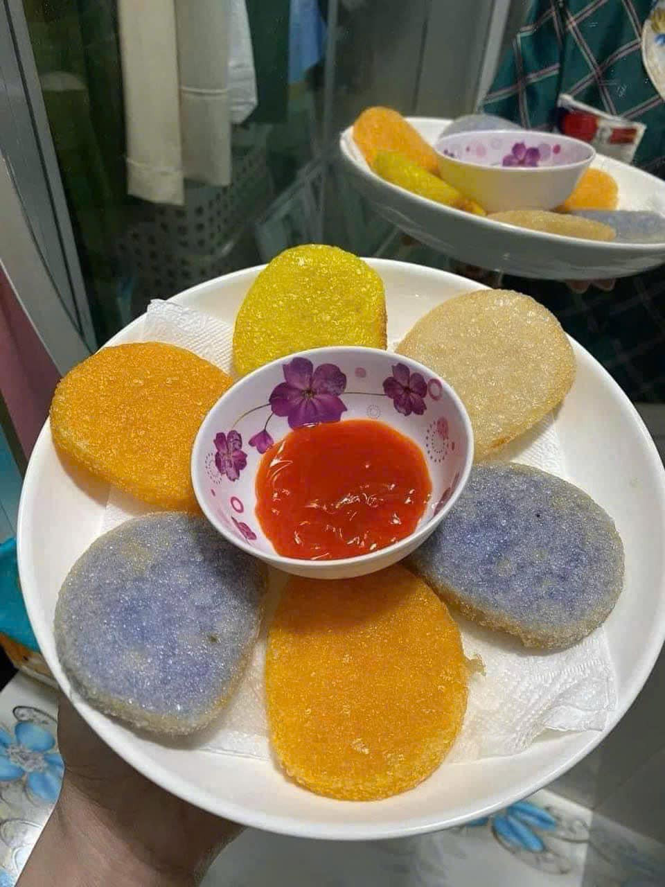 Chính vì vậy, nếu có dịp đến Hà Giang, đừng quên thưởng thức món bánh đá độc đáo này, để cảm nhận trọn vẹn hương vị đặc trưng và tình cảm chân thành của người dân bản địa. Ảnh Internet