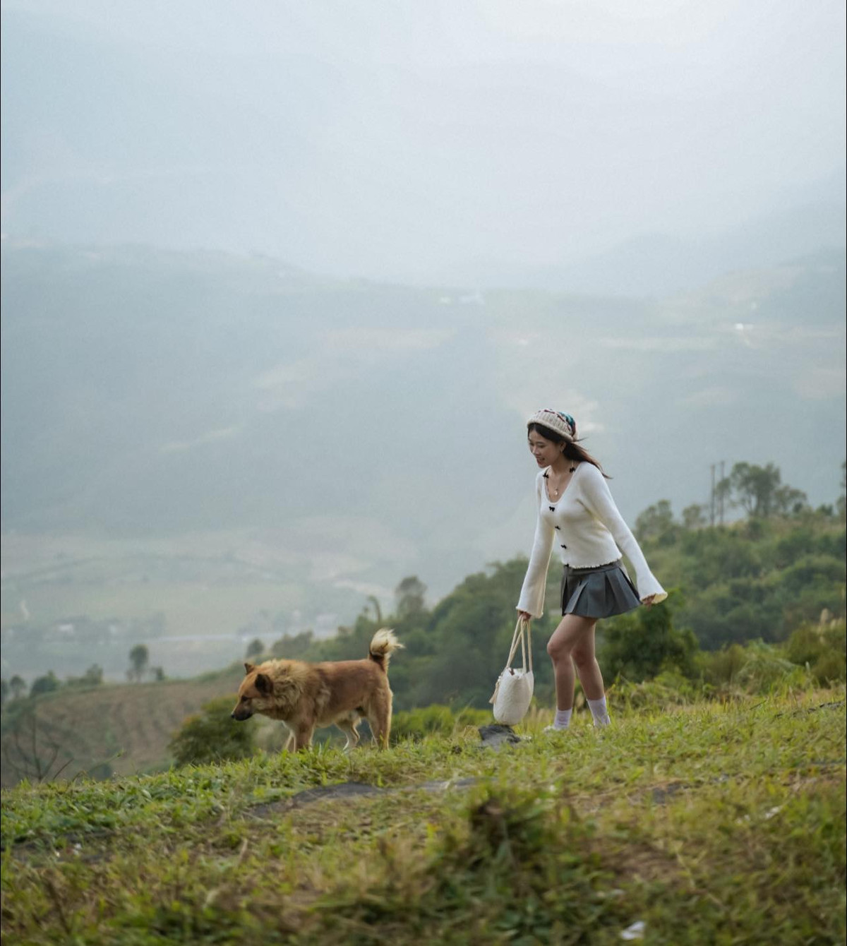 Nơi đây không chỉ là điểm đến để chiêm ngưỡng vẻ đẹp tự nhiên mà còn là nơi để tìm về sự tĩnh lặng, thư thái và an lạc cho tâm hồn. Mỗi bước chân, mỗi hơi thở đều như được hòa quyện với thiên nhiên, mang đến cho bạn cảm giác bình yên sâu lắng. Ảnh Chuyến đi của Tali
