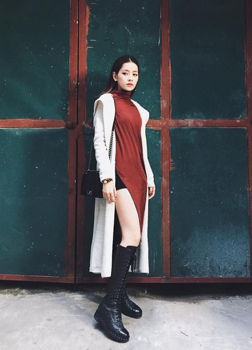 Chi Pu phong cách lạ với kiểu phối đồ layer độc đáo kết hợp ăn ý với đôi boot cao cổ kiểu chiến binh. Ảnh: Aliza.