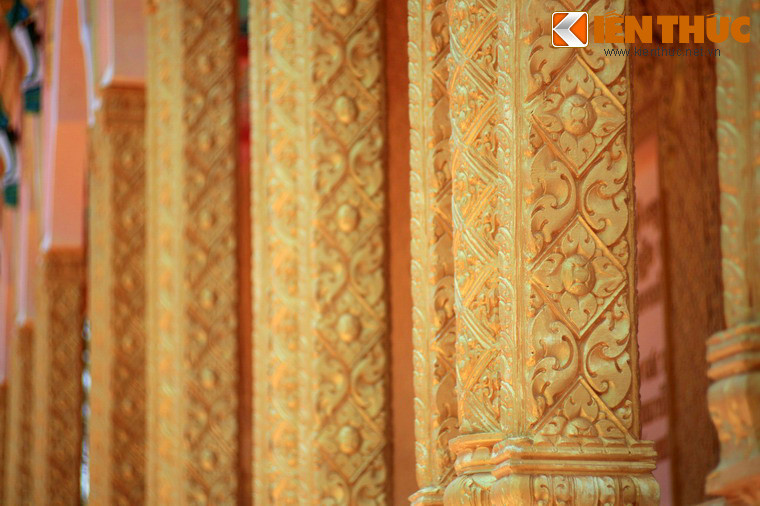 Mỗi hoa văn, họa tiết trang trí trên các công trình của chùa đều được tạo hình rất tỉ mỉ.