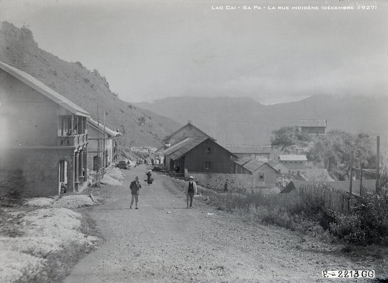 Những ngôi nhà của người Pháp ở Sa Pa năm 1927.