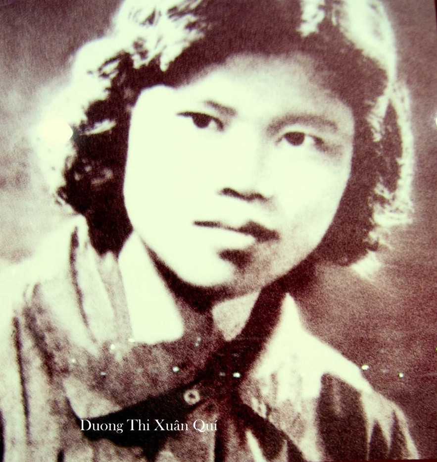 Ton vinh dong gop cua nha van, nha bao Duong Thi Xuan Quy