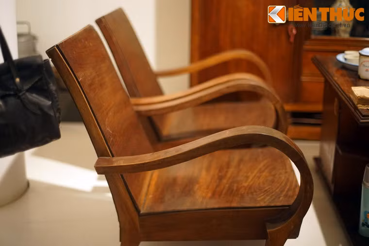 Các món đồ gỗ nhìn chung rất hạn chế về mẫu mã, hầu như nhà nào cũng giống nhà nào.