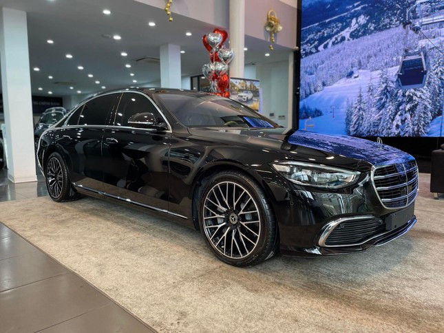 Thưởng Tết bằng ôtô Mercedes, xe máy SH, ti vi Thuong Tet bang oto Mercedes, xe may SH, ti vi