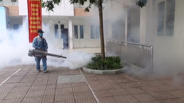 Giám sát chặt các bệnh truyền nhiễm thường xảy ra dịp Tết Giam sat chat cac benh truyen nhiem thuong xay ra dip Tet