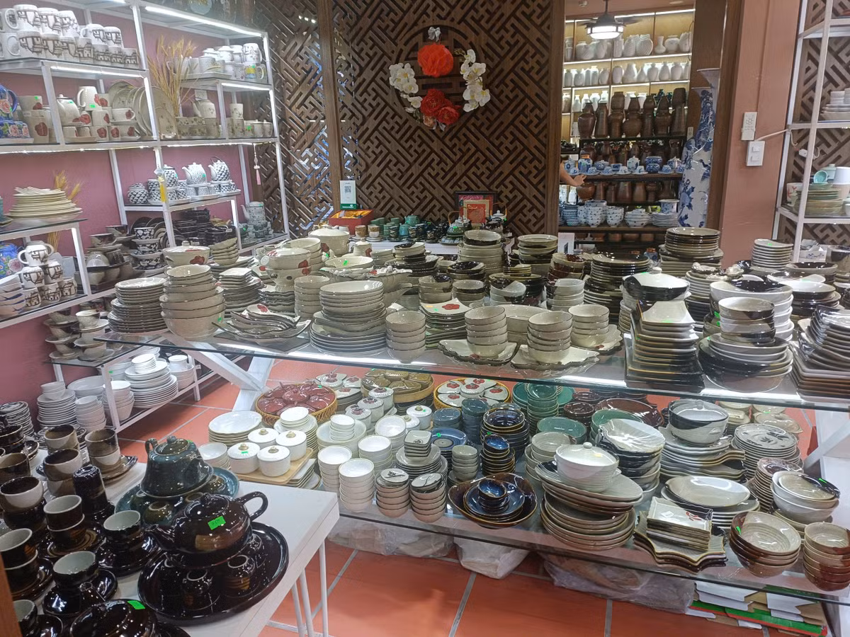 Lang gom su Bat Trang nhon nhip nhung ngay can Tet