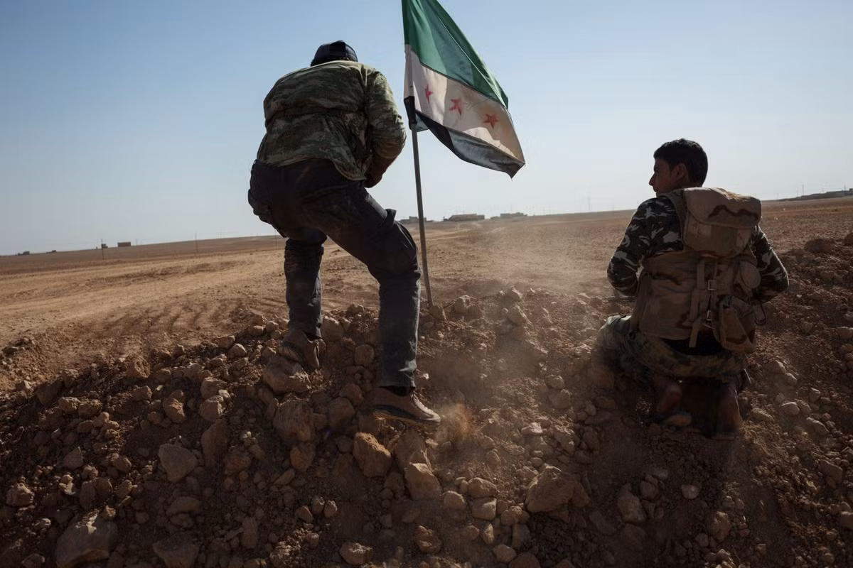 Nhom noi day Syria sap tan cong thanh tri IS o Raqqa?