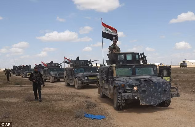Tikrit là một thành phố mang ý nghĩa chiến lược và biểu tượng quan trọng, nơi bị phiến quân IS chiếm suốt từ hè năm 2014.