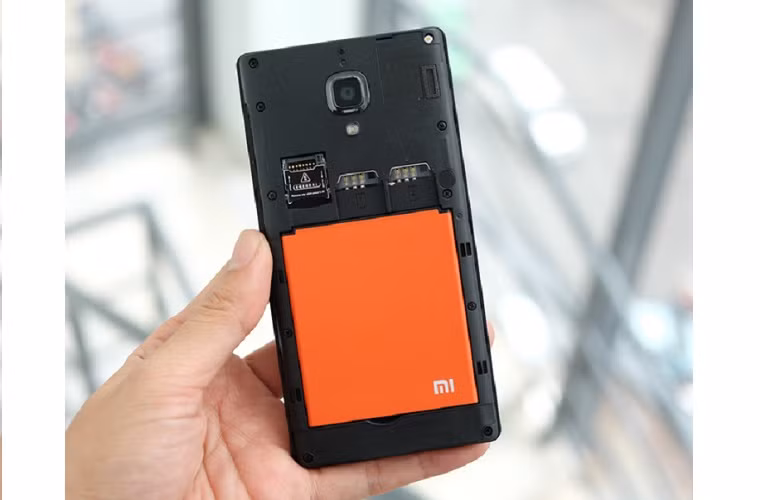 Redmi 1S hỗ trợ 2 SIM.