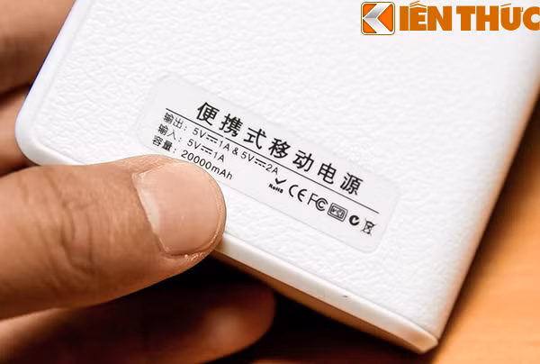 Một viên pin xuất xứ từ Trung Quốc được nhà sản xuất công bố dung lượng lên tới 20.000 mAh.