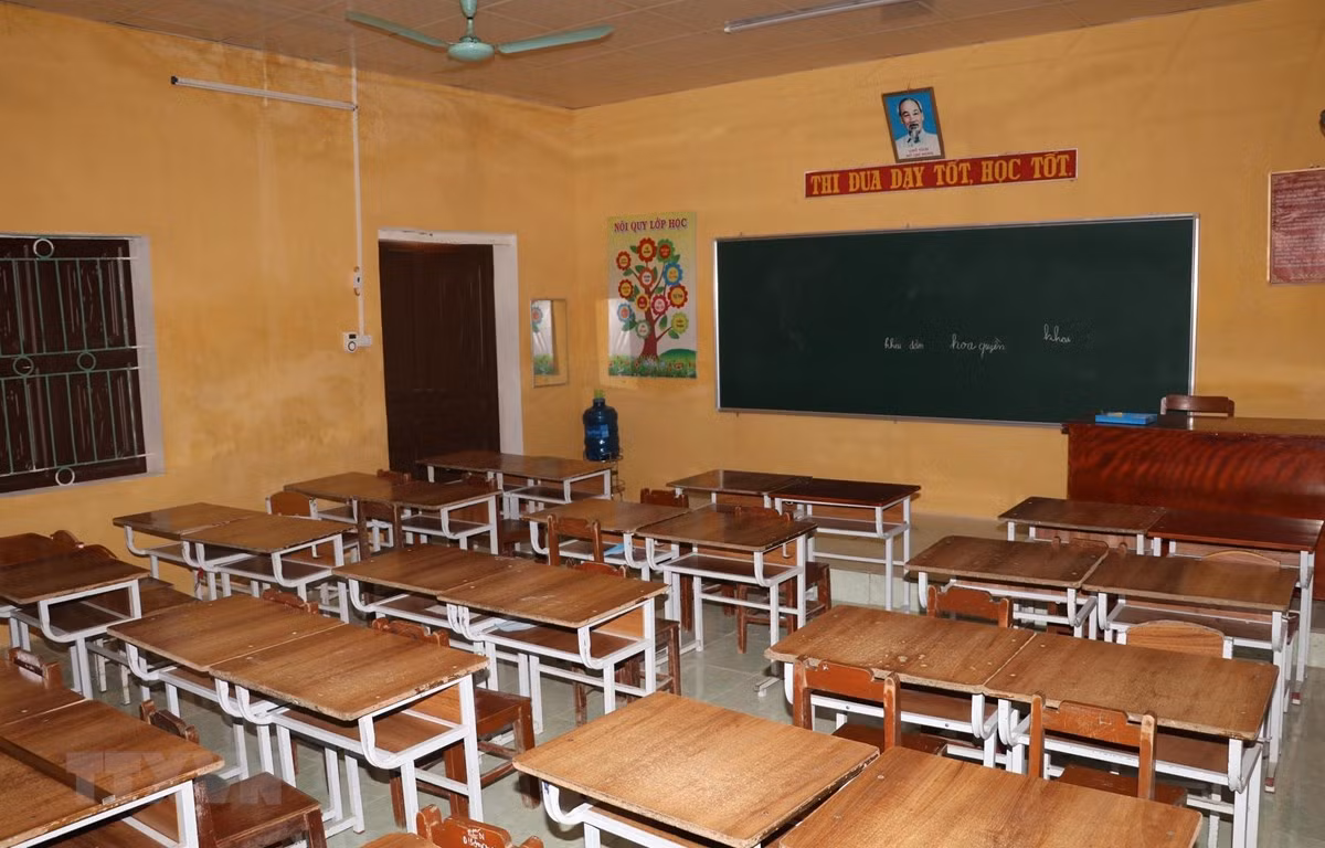 Qua công tác điều tra xác định, nạn nhân là anh Bế Văn H. (SN 1987, trú xã Triệu Ẩu, huyện Phục Hòa, Cao Bằng - làm bảo vệ tại Trường Tiểu học Bản Co). Theo thông tin từ gia đình nạn nhân, trưa 16/9/2016, anh Bế Văn H. có thông báo với gia đình là ra khu vực sông gần nhà đánh cá. Tuy nhiên, đến chiều cùng ngày không thấy anh này trở về nên gia đình đã huy động người đi tìm và báo cho chính quyền địa phương. (Ảnh minh hoạ, nguồn ảnh Internet)