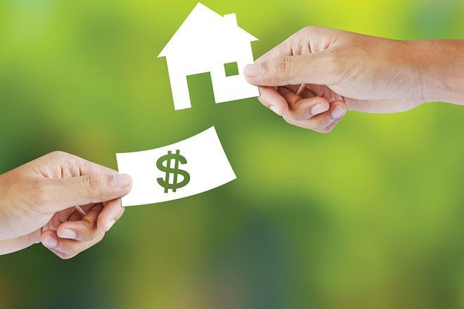 Tien khong co, giu dat mai duoc khong?