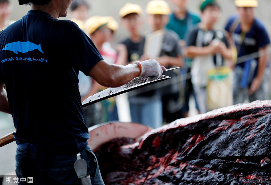 Sau khi những hình ảnh về hoạt động này được lan truyền trên các phương tiện truyền thông đại chúng, đã gây ra sự phẫn nộ không nhỏ.