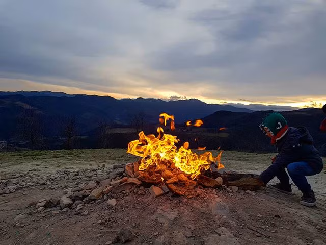 Doc dao nui lua cao co hon 1m, chay suot 80 nam-Hinh-3