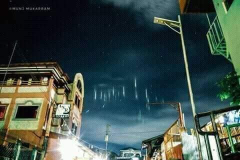 Một người đàn ông có tên Amarkhan Jidara đã chụp lại những hình ảnh này và đăng tải. Ngay lập tức, những hình ảnh đã đã gây ra một cuộc thảo luận sôi nổi.