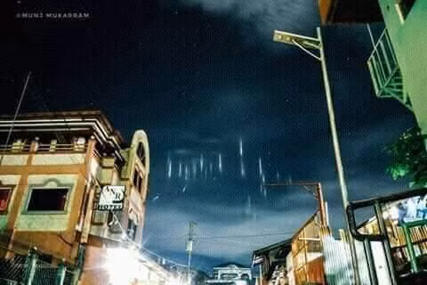 Một người đàn ông có tên Amarkhan Jidara đã chụp lại những hình ảnh này và đăng tải. Ngay lập tức, những hình ảnh đã đã gây ra một cuộc thảo luận sôi nổi.