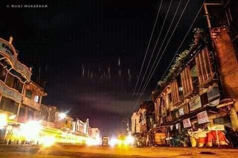 Những người dân địa phương gọi hiện tượng này là Lansuk-Lansuk. Có hai truyền thuyết về hiện tượng này. Một số người nghĩ những quầng sáng bí ẩn này là điềm xui xẻo, báo hiệu những sự kiện bi thảm sắp xảy đến.