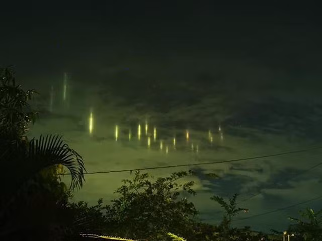 Theo các truyền thông địa phương, chùm sáng bí ẩn này không phải là quá hiếm thấy. Người dân ở quần đảo Sulu cho biết, hiện tượng này sẽ xuất hiện một hoặc hai lần trong một năm, mỗi lần khoảng 20 phút.