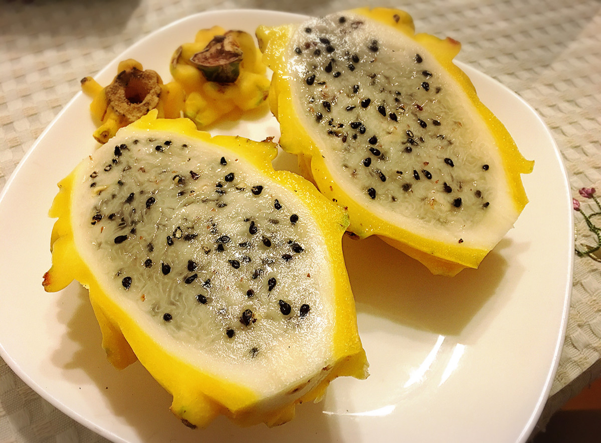 Tuy vậy, nếu không sử dụng quả kỳ lân đúng cách, người sử dụng có thể gặp dị ứng, ảnh hưởng trực tiếp đến cơ thể. Những người hay bị lạnh, bị bệnh tiểu đường không nên ăn quả kỳ lân.