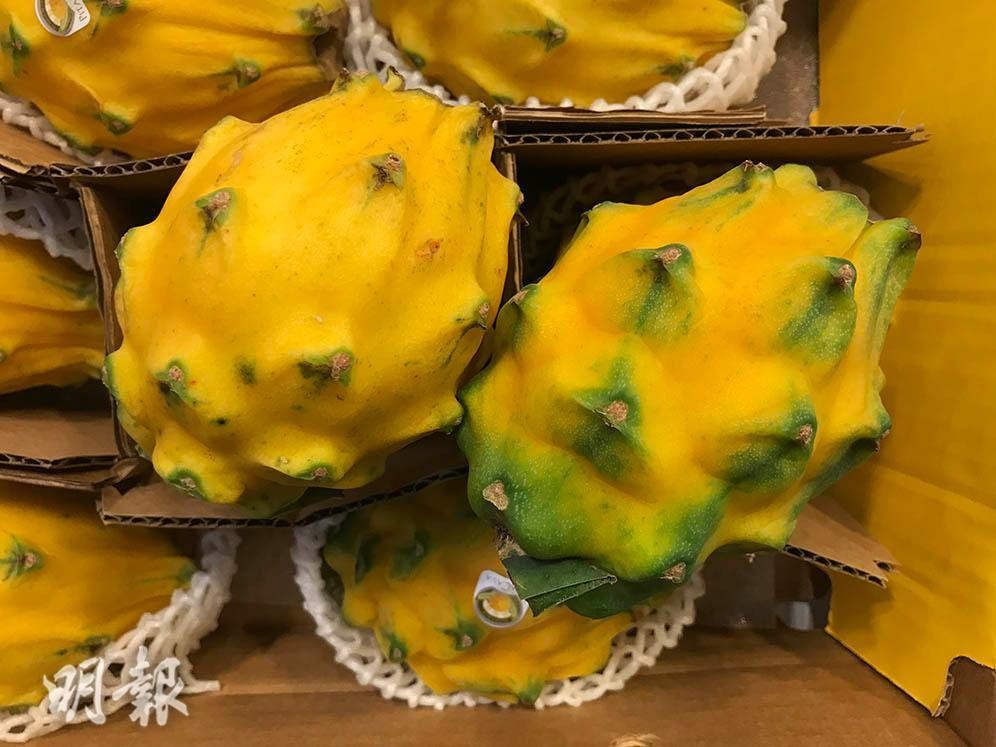 Có 7 tác dụng chính của quả kỳ lân là làm chậm quá trình lão hóa, bảo vệ thành dạ dày, làm trắng da, giảm cholesterol, tốt cho máu, thúc đẩy tiêu hóa, tăng cường khả năng miễn dịch.