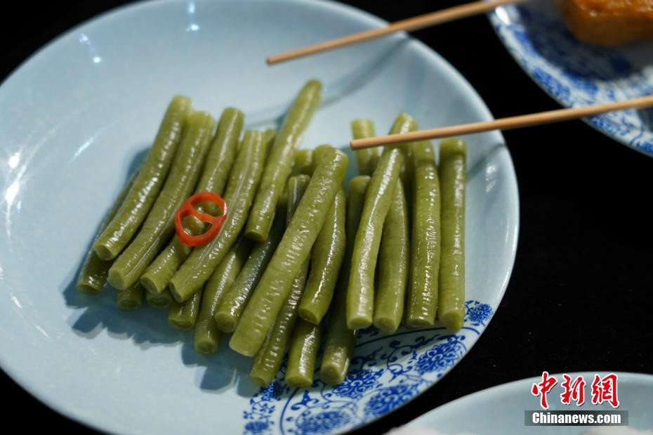 Thế nhưng, trên thực tế, những món ăn này đều được chế các từ các loại đá khác nhau.