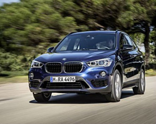 10. Ôtô trong nước lại chịu thêm các loại phí mới? Bên cạnh phí thử nghiệm khí thải đã được quy định trước đây tại Thông tư số 195/2011/TT-BTC ngày 26/12/2011 của Bộ Tài chính, các loại ôtô chở người từ 7 chỗ ngồi trở xuống sẽ phải chịu thêm phí thử nghiệm mức tiêu thụ nhiên liệu và lệ phí cấp giấy chứng nhận dán nhãn năng lượng.