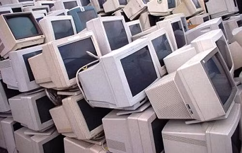 Can bo UBND quan da chiem doat gan 2 ty ra sao?-Hinh-2