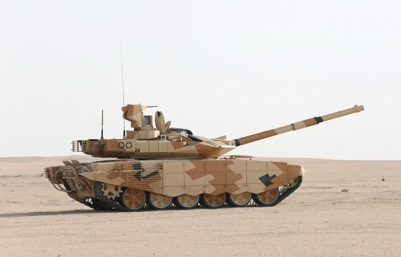 T-90MS nặng 48 tấn, dài 6,8m, rộng 3,5m, cao 2,228m, sử dụng động cơ diesel công suất 1.130 mã lực và hộp số tự động kiểu mới; có tốc độ tối đa 70km/h.