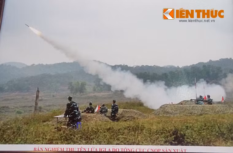 Viet Nam da san xuat duoc ten lua vac vai Igla?