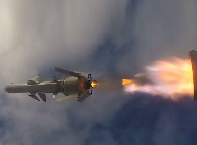 Vì vậy dùng tên lửa hành trình Neptune được coi là phương án tối ưu nhất, nếu chiến sự xảy ra.