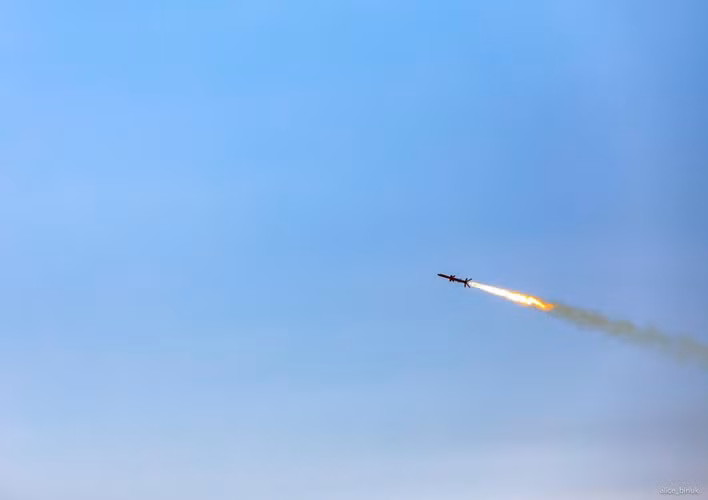 Theo các chuyên gia quân sự Nga, đây là mối đe dọa trực tiếp đối với bán đảo Crimea, vì loại tên lửa mới này có thể thổi bay cây cầu dài nhất châu Âu vừa được Nga xây dựng để nối với bán đảo này.